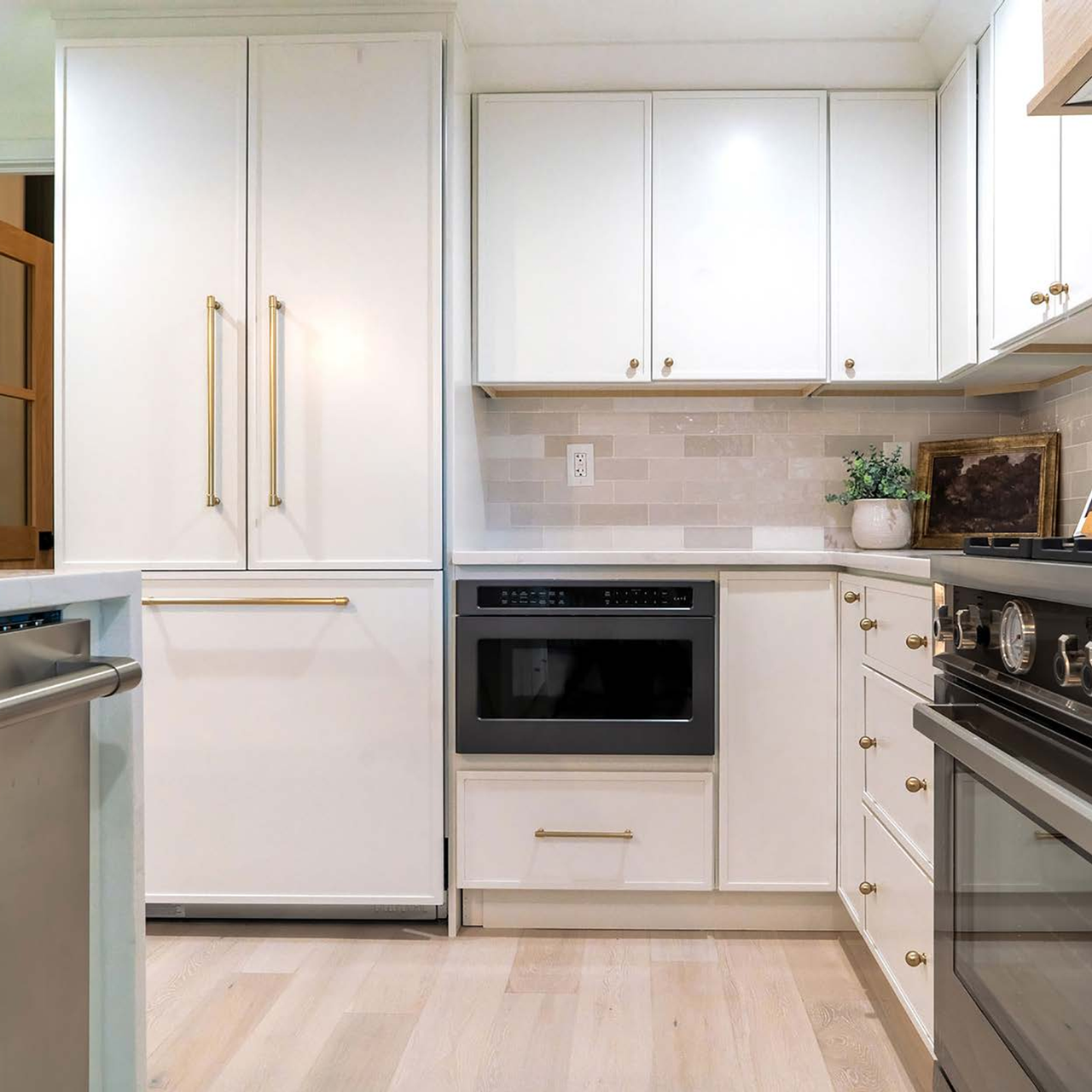 Slim Dove White kitchen inspiration